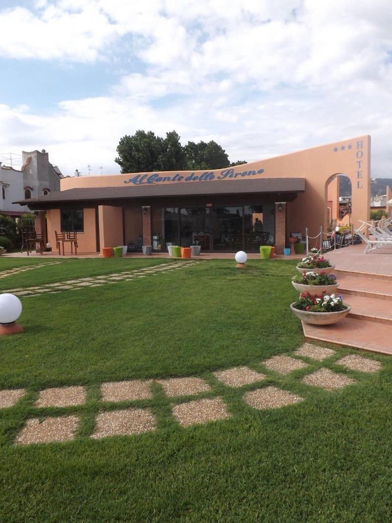 Hotel Ristorante Al Canto Delle Sirene Terracina Exteriör bild