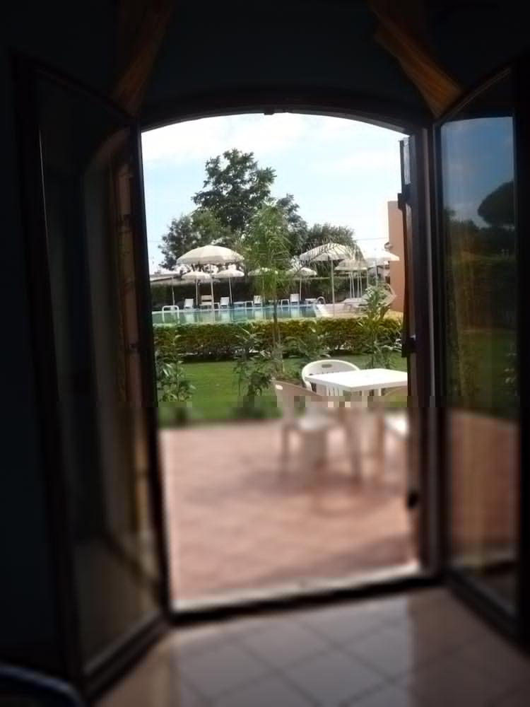 Hotel Ristorante Al Canto Delle Sirene Terracina Exteriör bild