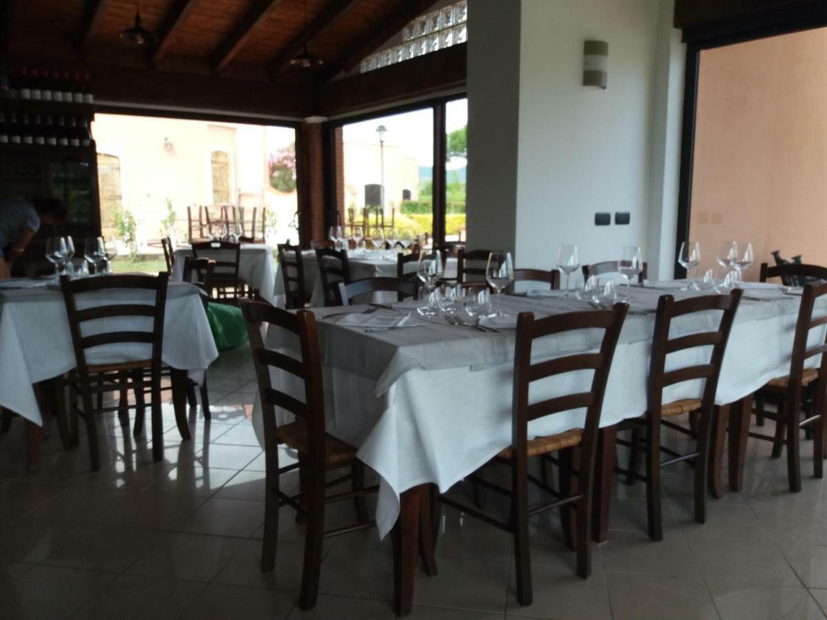 Hotel Ristorante Al Canto Delle Sirene Terracina Exteriör bild